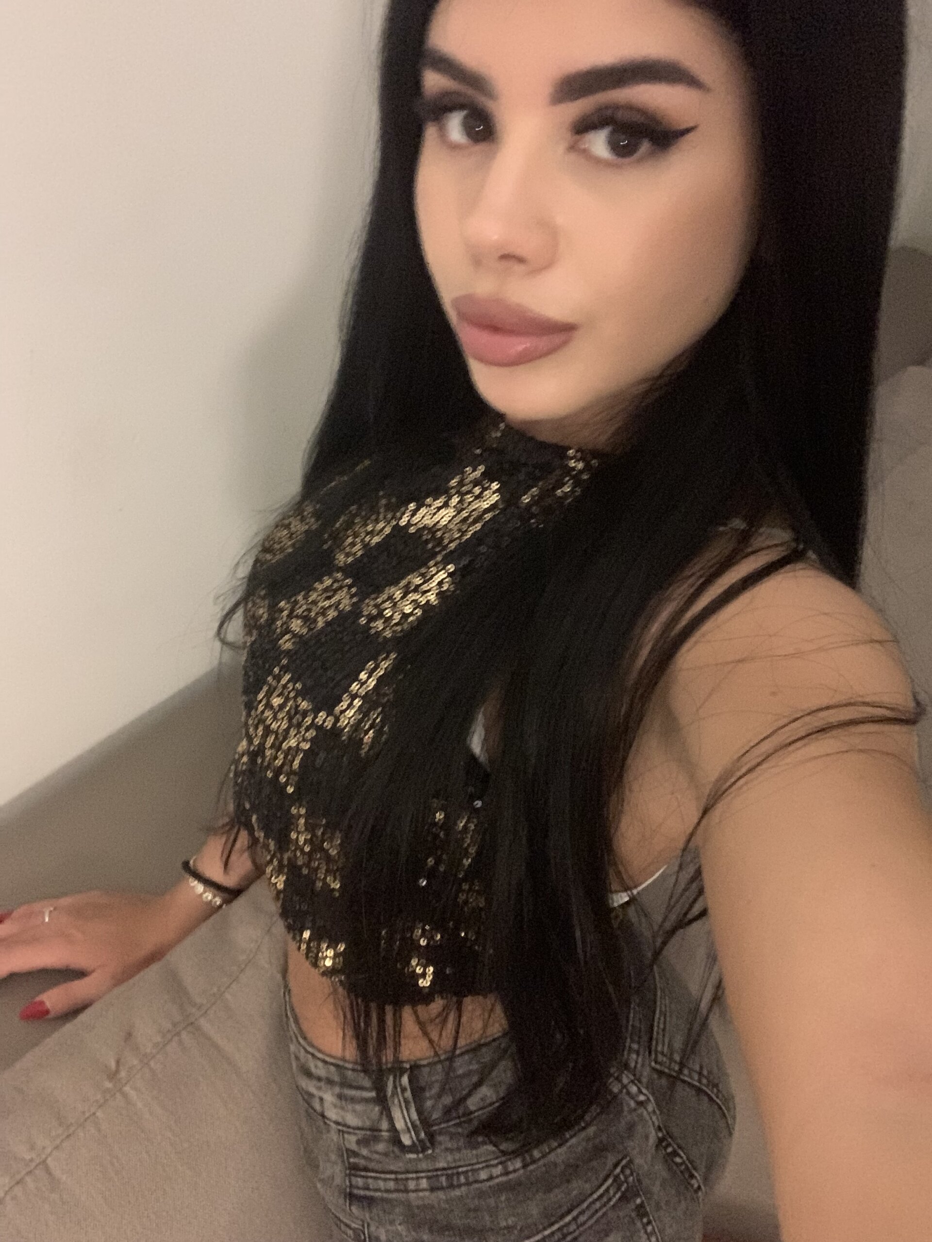 Image Ameliablack_1 2