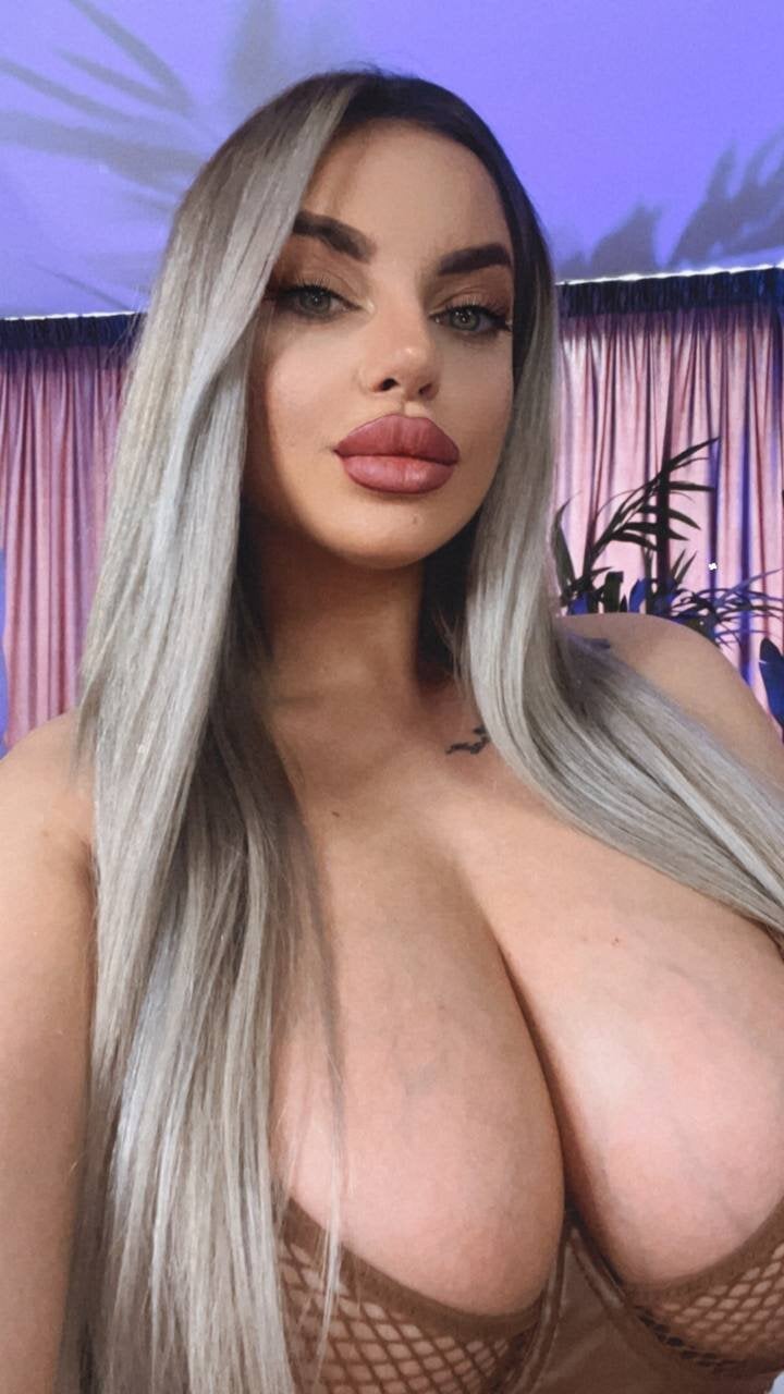 Image CassieLopez 24