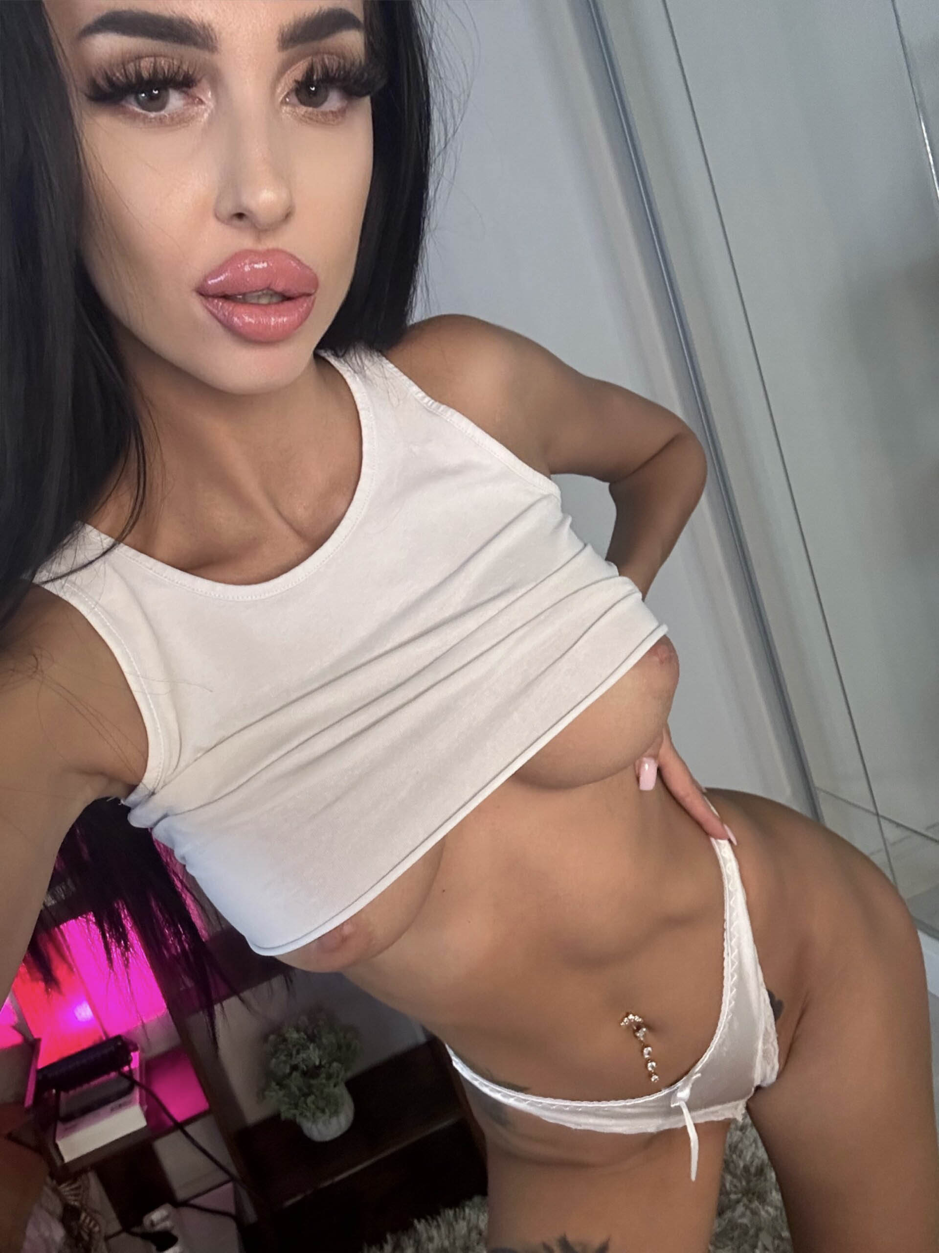 Image KairaAndrews 1