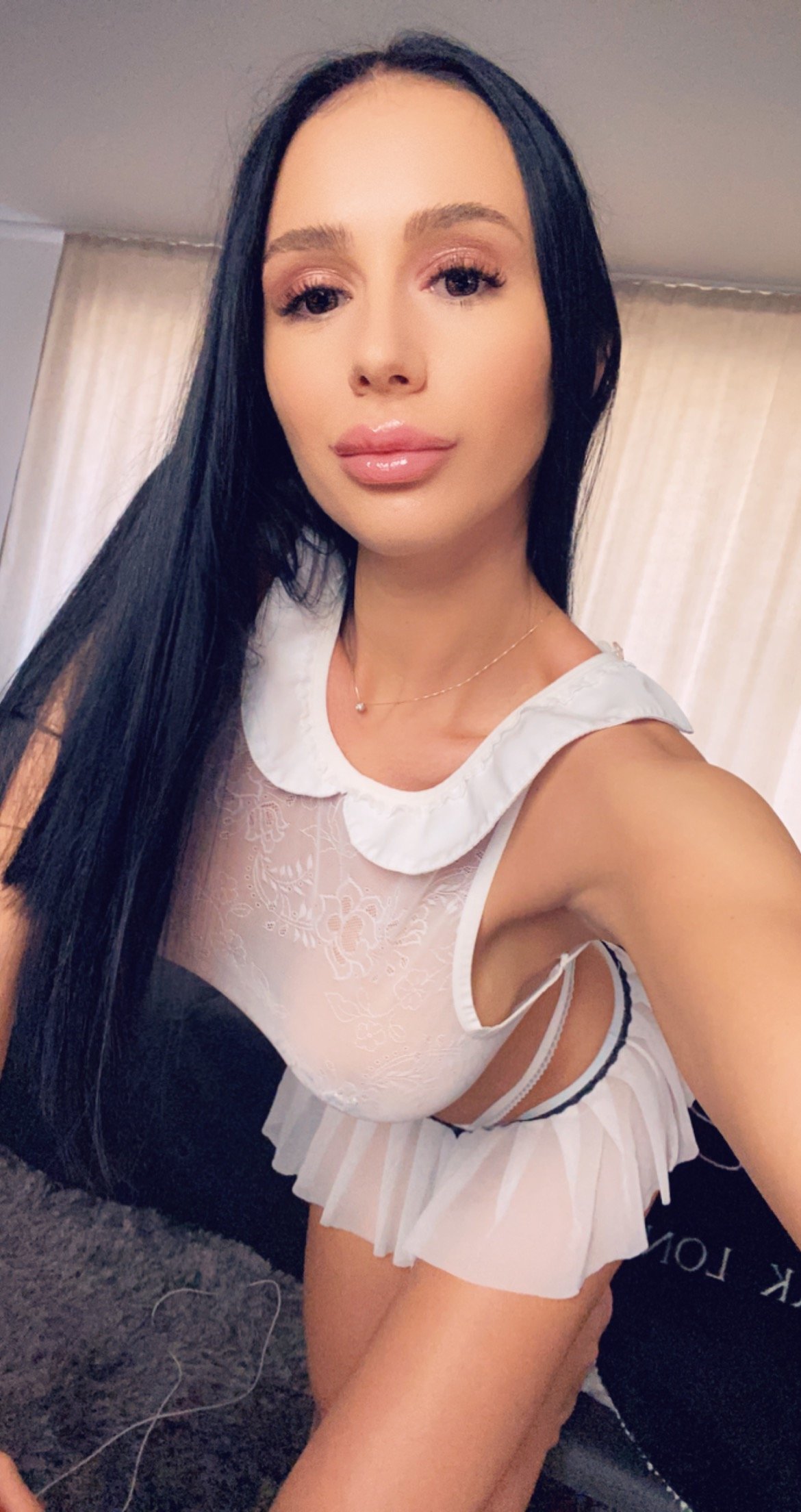 Image Layla23a 10