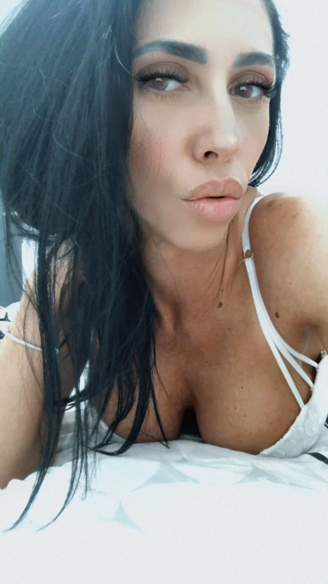 Image MyaBlack 1