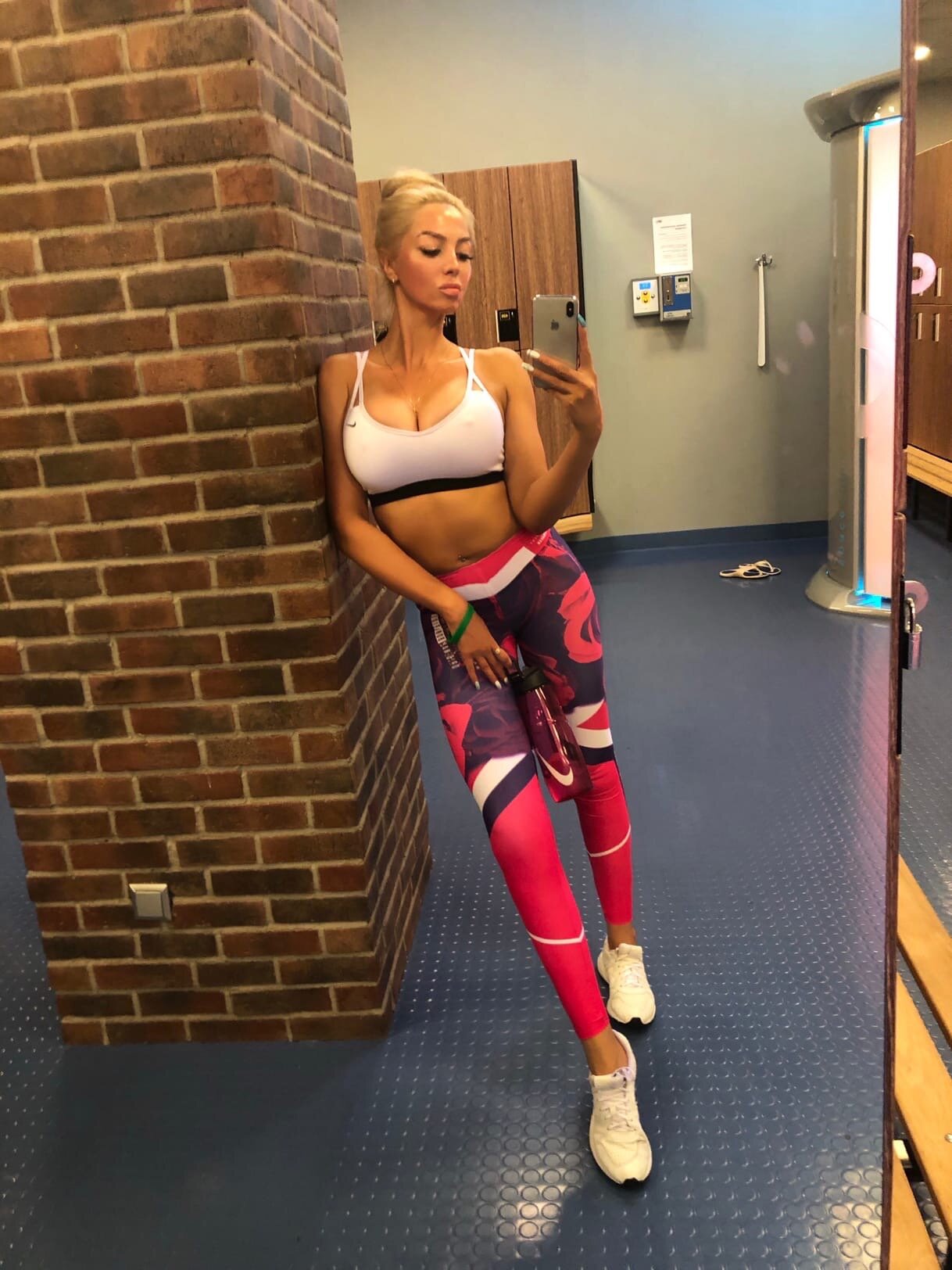 Image Tremendous_blondie 16