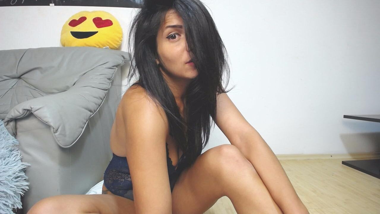 Image curvyana69 23